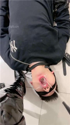 图片[19]_【玥樾】靴奴开发-坐垫羞辱/跪舔_绳艺库视频下载