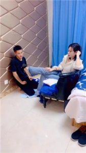 【冷鸢大大】舔脏鞋闻白袜/虐乳/耳光/踩踏_绳艺库视频下载