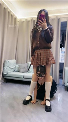 图片[3]_【cc.s】母畜-狗链遛狗/白袜皮鞋辱/戴手铐/闻棉袜_绳艺库视频下载