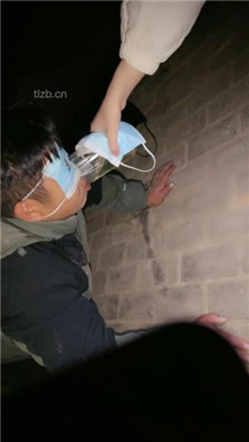 图片[12]_【小雅老师】户外tj老狗-圣水口水喂食场-脏！_绳艺库视频下载