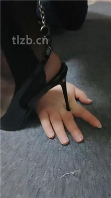 图片[12]_【昭玥】黑丝美腿小姐姐-骑马鞭打-吃丝袜_绳艺库视频下载