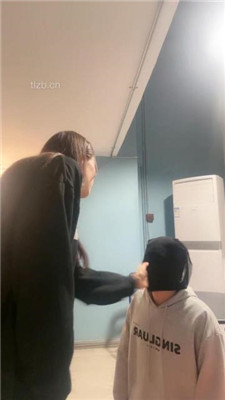 图片[2]_【暴荔姐姐】重度sp抽到狗跪地求饶_绳艺库视频下载