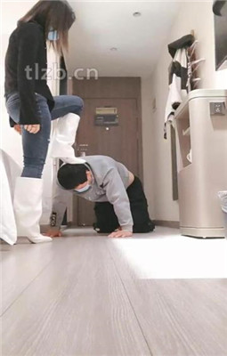 图片[4]_【欧拉】嘴硬的狗-皮鞭/喂食/踩踏/圣水/耳光_绳艺库视频下载