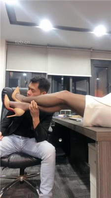 图片[5]_【Alice】办公室剧情-强迫霸道总裁做奴隶_绳艺库视频下载