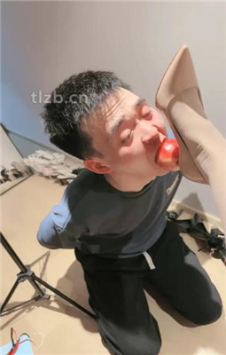 图片[8]_【时安】袜子塞嘴鞭打/舔多双脏鞋/臭脚捂脸_绳艺库视频下载