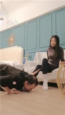 图片[2]_【昭玥】转胯/全体重踩踏/舔脏鞋-小白鞋棉袜_绳艺库视频下载