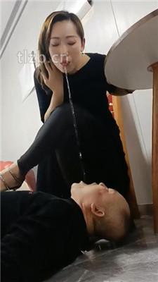 图片[8]_【冷御女王】拖鞋抽耳光-浓痰赏赐_绳艺库视频下载