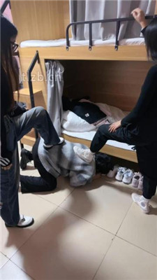 图片[2]_【尤物大大】女生宿舍偷原味被逮住_绳艺库视频下载