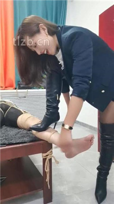 图片[11]_【冷御女王】女老板圈养惩罚不听话下属【中】_绳艺库视频下载