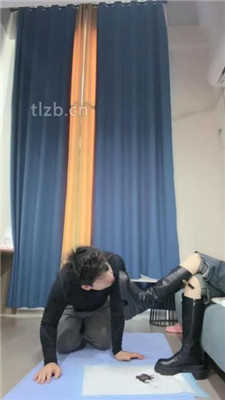 图片[13]_【不期而遇】牛仔裤臀下羞辱-圣水-闻超臭白袜-踩踏_绳艺库视频下载