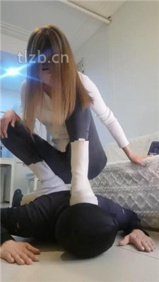 图片[5]_【苒溪】脏短靴白袜全体重踩踏-脚下喂食【双视角版】_绳艺库视频下载