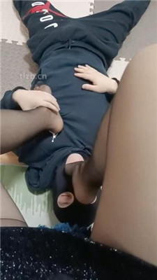 图片[13]_【平凡】训练狗舌-舔高跟黑丝内裤_绳艺库视频下载