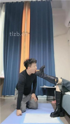 图片[12]_【不期而遇】牛仔裤臀下羞辱-圣水-闻超臭白袜-踩踏_绳艺库视频下载