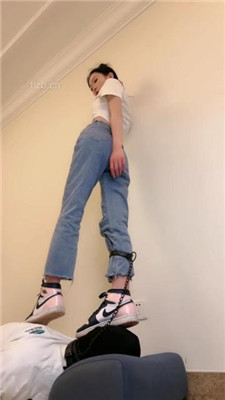 图片[10]_【文文sama】AJ全体重踩脸/内裤套头_绳艺库视频下载