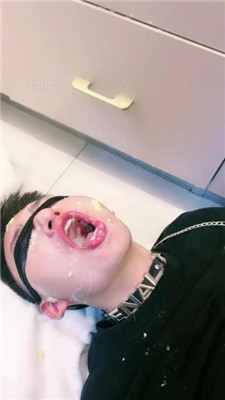 图片[17]_【韩涵】口球塞嘴/强迫圣水/鞋跟插嘴/吃咀嚼物_绳艺库视频下载