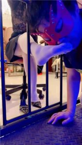 【梓夫人】圈养彻底犬化前任_绳艺库视频下载