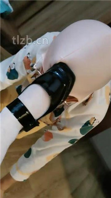 图片[4]_【猫大大】皮鞋白丝踩狗头_绳艺库视频下载