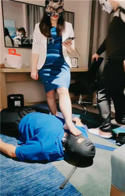 图片[16]_【映雪夫妻】情侣主-鞭打/虐乳/人体座椅/舔丝袜高跟/踩踏_绳艺库视频下载