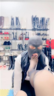 图片[6]_【兔兔大人】短靴黑丝脚下崇拜_绳艺库视频下载