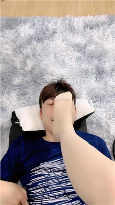 图片[2]_【梓S】短靴肉丝脚踩脚垫_绳艺库视频下载