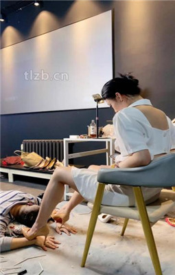 图片[17]_【冰诺】高跟+筷子踩狗爪_绳艺库视频下载