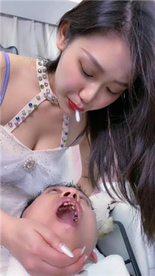 图片[14]_【麋鹿银儿】双奴VS双M-踩狗头/腿绞/转胯/鞭打/口水吐脸脚插嘴_绳艺库视频下载