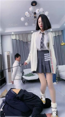 图片[4]_【麋鹿银儿】双奴VS双M-踩狗头/腿绞/转胯/鞭打/口水吐脸脚插嘴_绳艺库视频下载