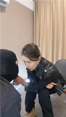 图片[3]_【潘妮女王】重度sp打开花-吸闻靴子里面味道_绳艺库视频下载