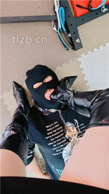 图片[6]_【媚娘】漏斗灌圣水/长靴踩踏/狗笼枷锁囚禁_绳艺库视频下载