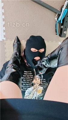 图片[7]_【媚娘】漏斗灌圣水/长靴踩踏/狗笼枷锁囚禁_绳艺库视频下载