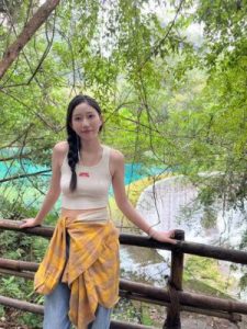 【第一视角】腹黑美少女西怡无底线羞辱合集4(重口)_绳艺库视频下载