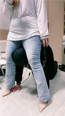 图片[8]_【小羊】鞭打狗链遛狗/骑脖/高跟踩踏/舔脏鞋底裸足_绳艺库视频下载