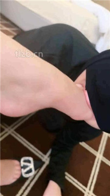 图片[19]_【琪琪大人】给狗立规矩-全体重跳踩/原味+晨尿+口水_绳艺库视频下载