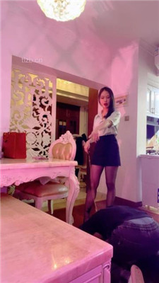 图片[3]_【盖洛】OL上课-12cm细高跟全体重踩踏/鞭打踢踹圣水_绳艺库视频下载