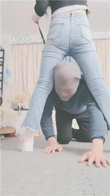 图片[2]_【果儿】喂口水/强制闻白棉袜/舔脏鞋底/臭脚捂脸_绳艺库视频下载