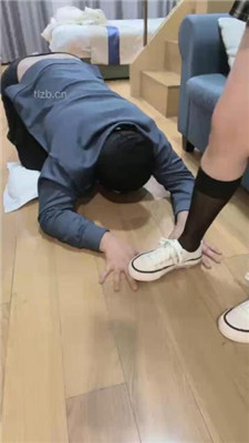 图片[2]_【桃子sama】物化坐垫/全体重踩踏/提档_绳艺库视频下载