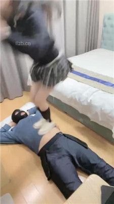 图片[10]_【桃子sama】物化坐垫/全体重踩踏/提档_绳艺库视频下载