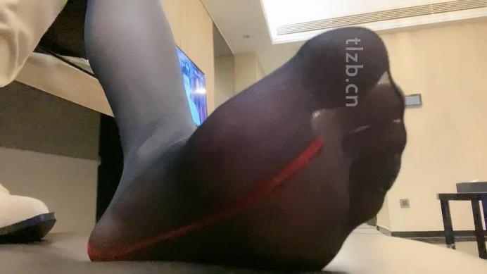 图片[14]_【zaizz】长靴黑丝蹂躏脚下奴_绳艺库视频下载