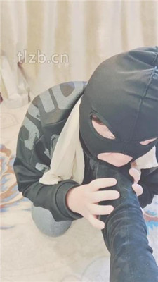 图片[9]_【美容院S】双S-叼丝袜/跪舔脏高跟/骑马/长靴踩踏_绳艺库视频下载