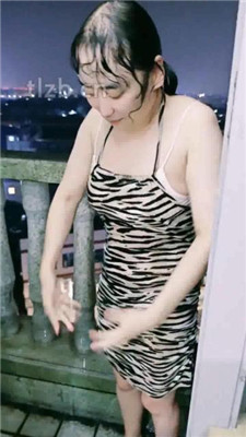 图片[3]_【月炎】寒夜让母畜跪户外舔脚_绳艺库视频下载