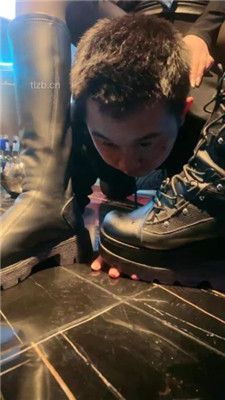 图片[8]_【酒鸽】双主-KTV虐-骑狗背/拽头发强制舔/坐脸窒息_绳艺库视频下载