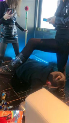 图片[17]_【酒鸽】双主-KTV虐-骑狗背/拽头发强制舔/坐脸窒息_绳艺库视频下载