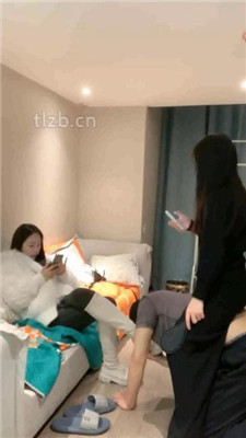 图片[8]_【七七】闺蜜双调-坐垫舔脚/裸足深喉/浓痰踩踏【双视角版】_绳艺库视频下载