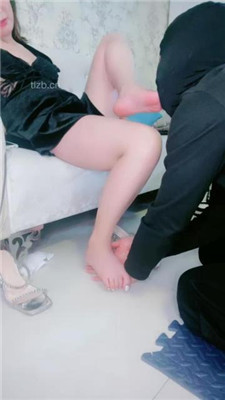 图片[11]_【薇主】裸足美腿狂舔_绳艺库视频下载