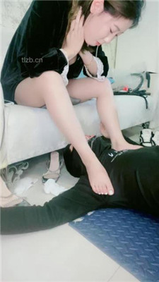 图片[18]_【薇主】裸足美腿狂舔_绳艺库视频下载