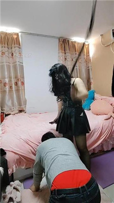 图片[2]_【笑笑女王】恶毒继母虐-藤条鞭打/高跟黑丝踩虐【完整版】_绳艺库视频下载