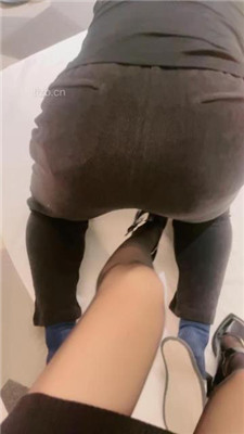 图片[11]_【柔儿公主】短靴踩踏/舔脏鞋底/赏赐圣水_绳艺库视频下载