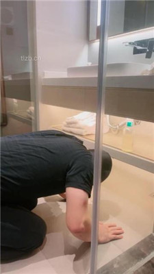 图片[15]_【柔儿公主】短靴踩踏/舔脏鞋底/赏赐圣水_绳艺库视频下载