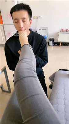 图片[5]_【嘉文】长靴踩踏/闻舔白袜/家务奴_绳艺库视频下载