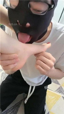 图片[7]_【成都DS】跪舔长靴原味脚_绳艺库视频下载